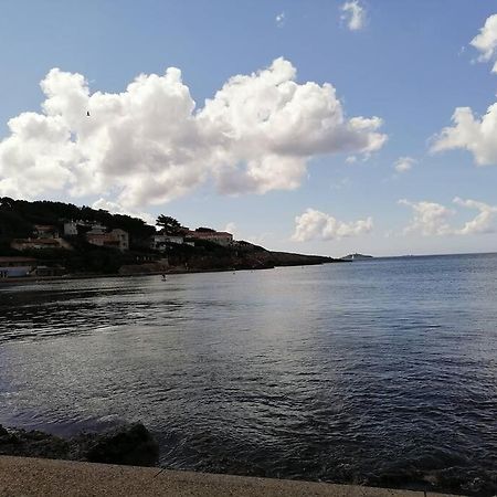 T 2 A 5 Mn A Pied De La Mer Sanary-sur-Mer Esterno foto