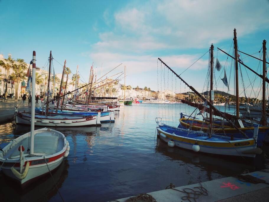 T 2 A 5 Mn A Pied De La Mer Sanary-sur-Mer Esterno foto